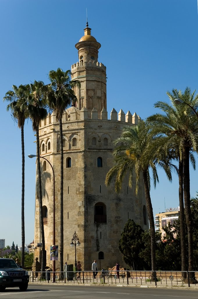 Torre del Oro, Sevilla by Traveling-Crow