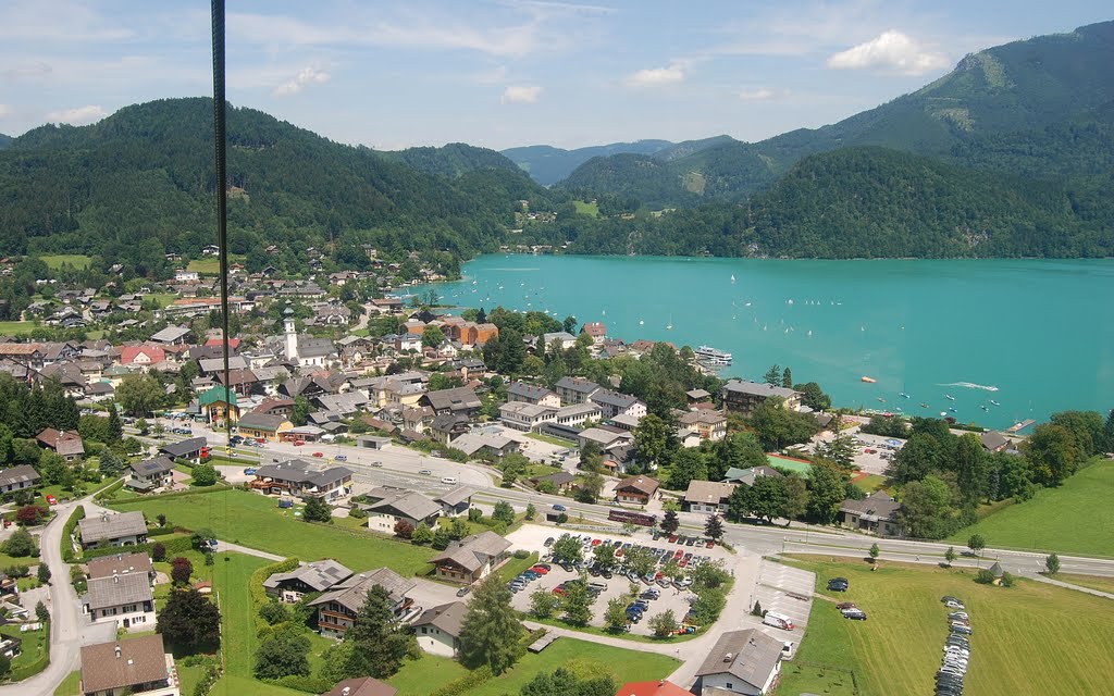 Blick vom Zwölferhorn Seilbahn by Hans J.S.C. Jongstra