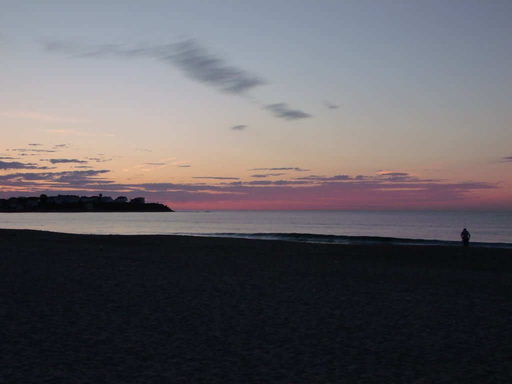 Morning on Hampton Beach. by JBTHEMILKER