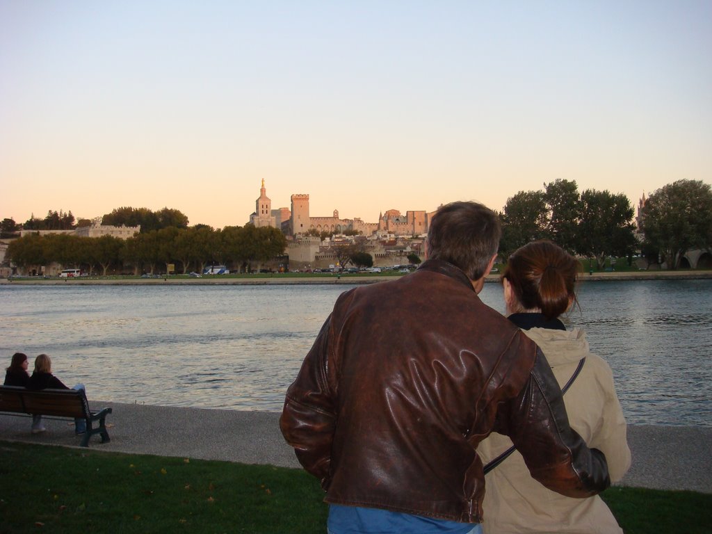 Watching sunset at Palais des Papes by 2wav