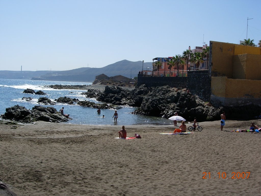 Playa de San Cristobal by Javier Tabraue