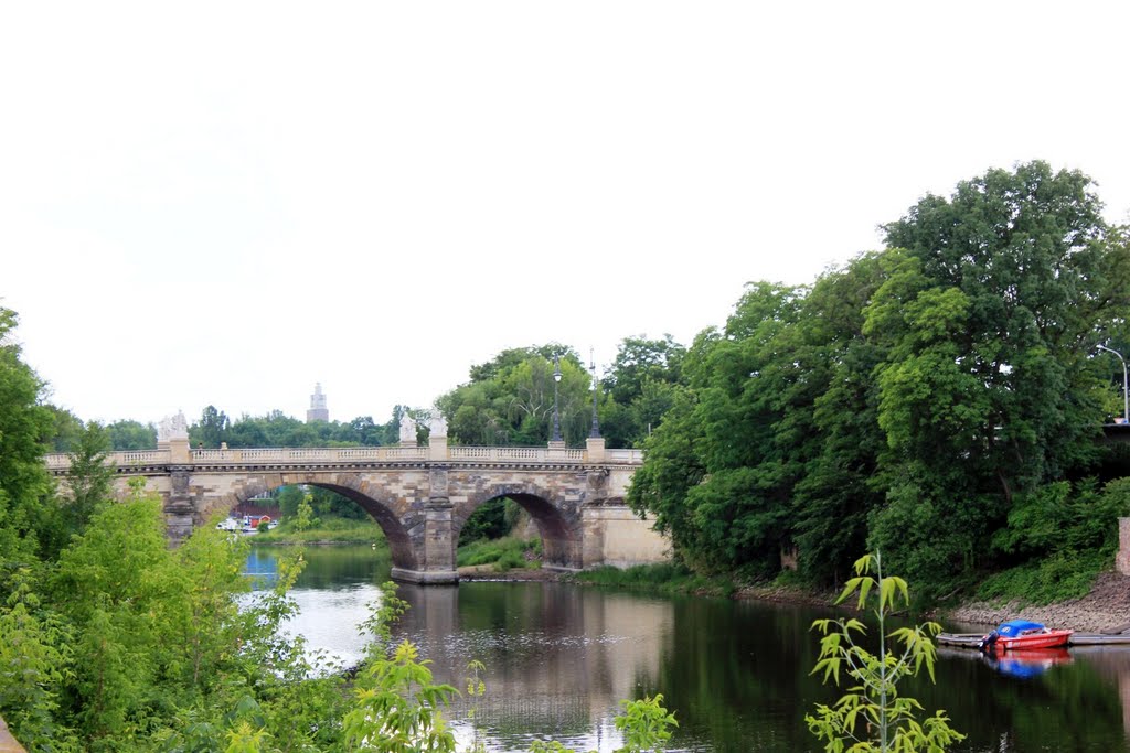 Zollelbe mit historischer Zollbrücke by Stephan Meisel