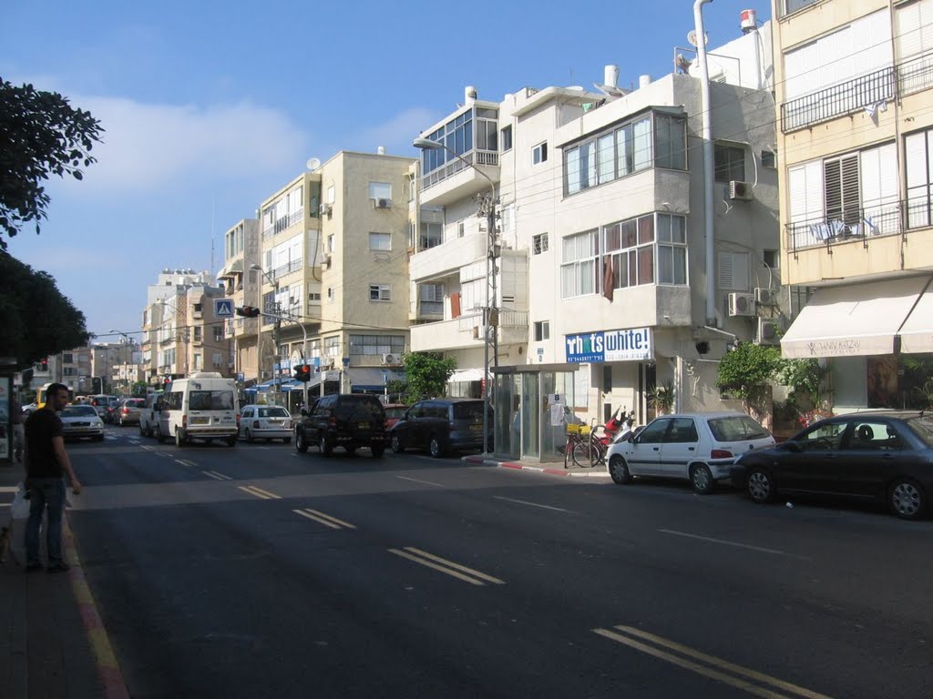 Ben yehuda st. 6.11 by dvir419