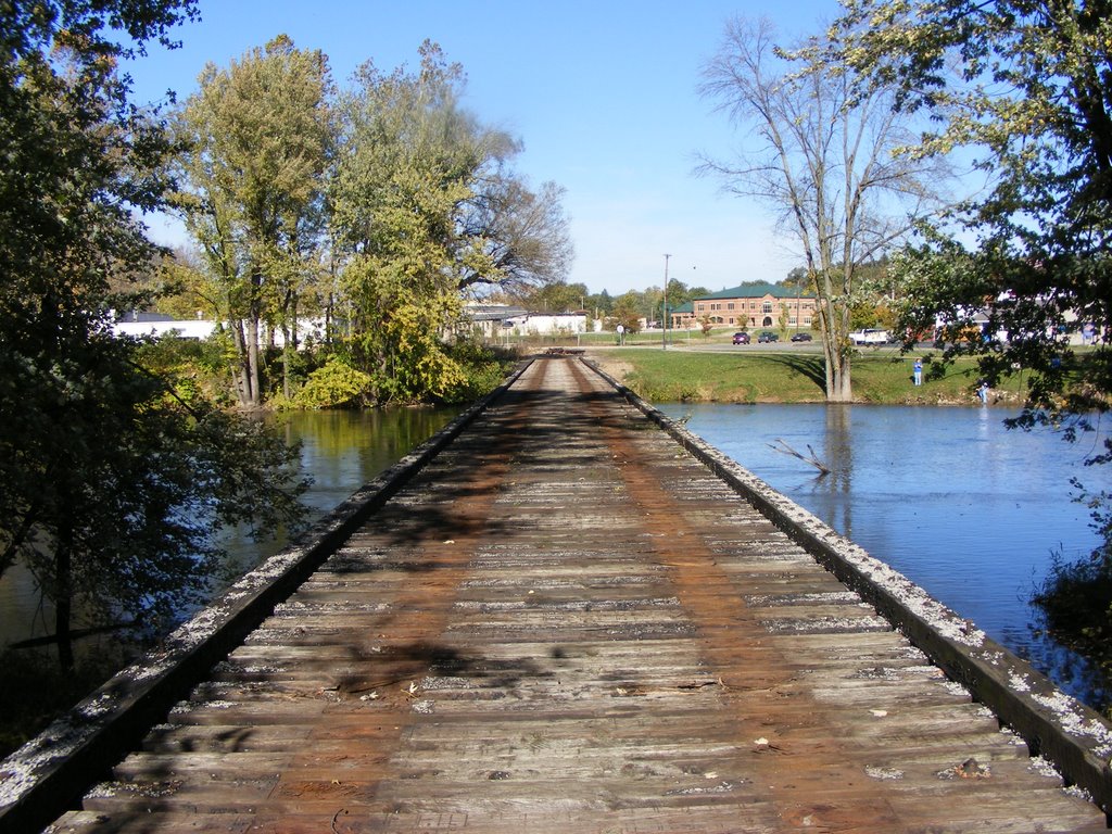 Former CK&S ROW Bridge over the Kalamazoo River view from the South, Parchment, MI by pianoman4Jesus