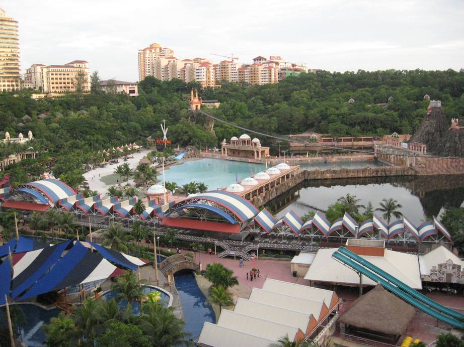 Sunway Lagoon Resort by jolgaf