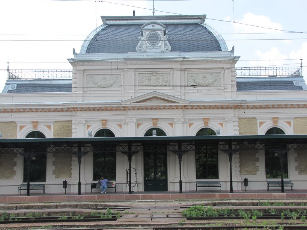 Hungary, Gödöllő, a Királyi váró (Royal Railway Station), SzG3 by szalay3-railway-bahn