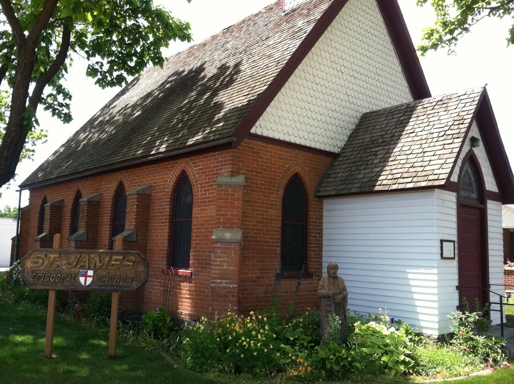 Episcopal church by Quickwrapz