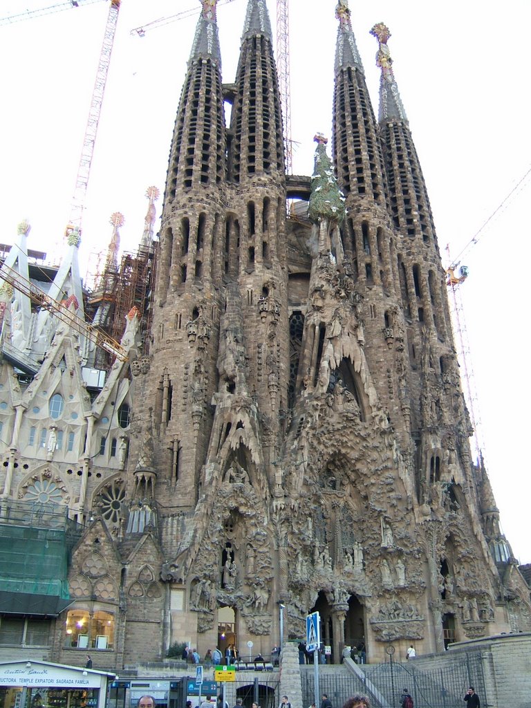 Sagrada Familia by Argentano001