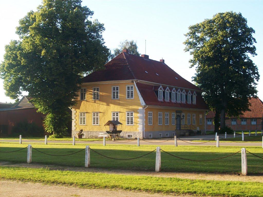 Gutshaus by hh oldman