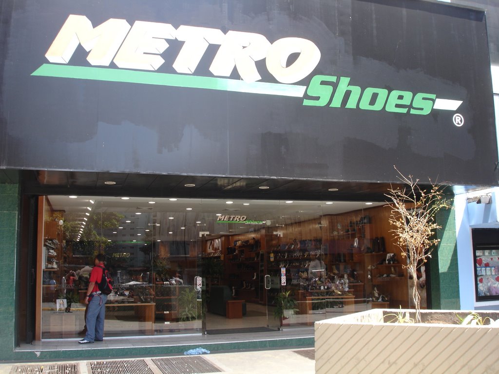 Metro Shoes by Jk07