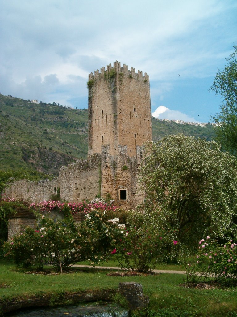 Orto Botanico di Ninfa by maurizioromano