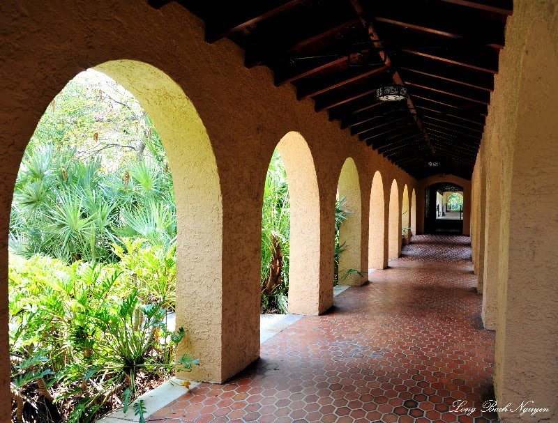 Corridor at Rollins College by longbachnguyen