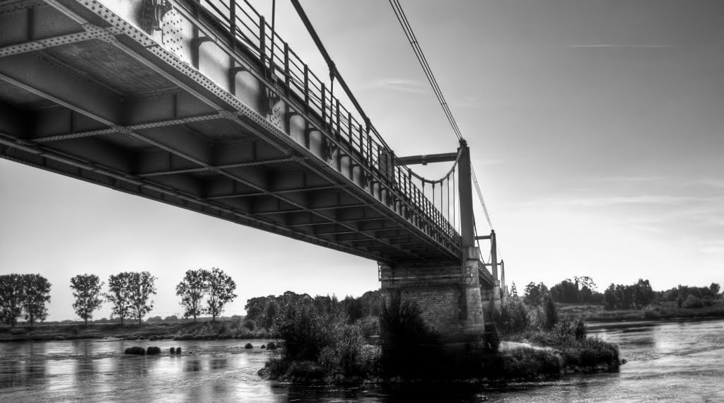 Pont de Meung-sur-loire by loxerrois