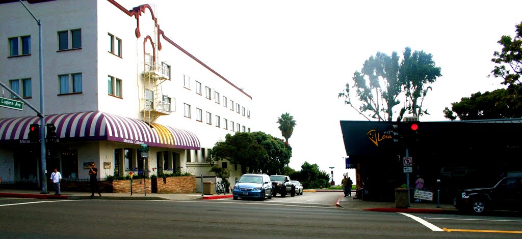 Hotel Laguna side street, Laguna Beach, California by MICHAEL  JIROCH  &  www.michaeljiroch.com