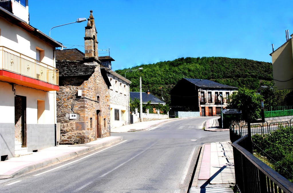 Torenillo, Ermita de San Pedro by José Ant. L.V.