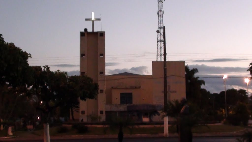 Igreja em Alto Araguaia (MT) by Rafael José Rorato