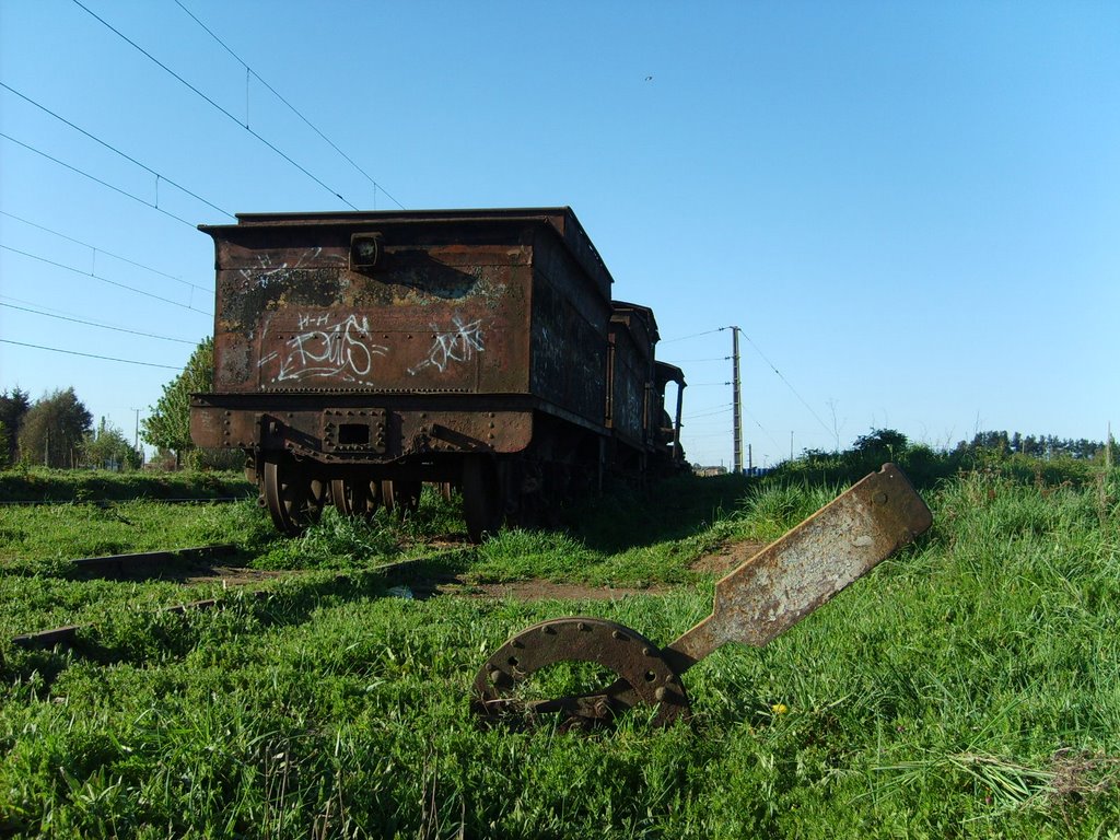 ...vestigios de un pasado ferroviario..... by Lamashtat