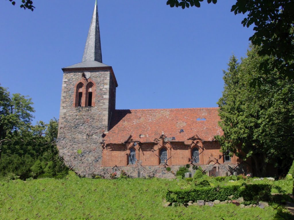 Kirche Hohen Demzin by Elvira Ludwigs