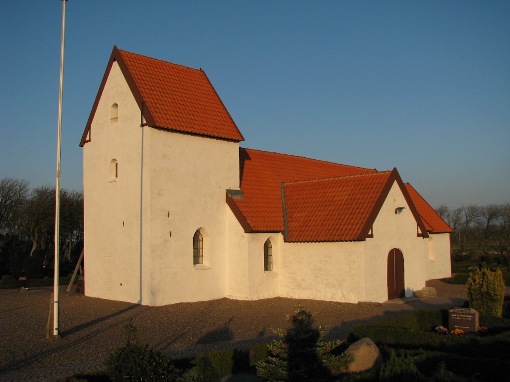 Lild Kirke by Preben Gøssing