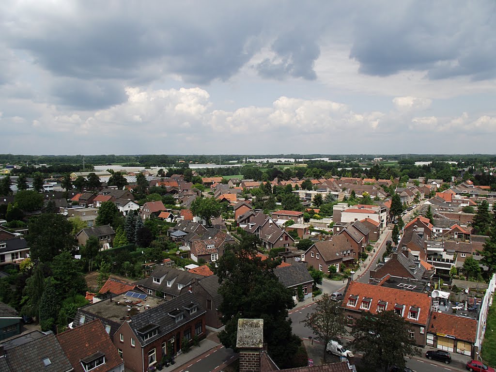 Uitzicht Veldstraat vanaf toren H. Petruskerk by S.J.C. Gijsbers