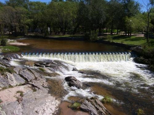 Balneario Rio de los Sauces by sbrusa