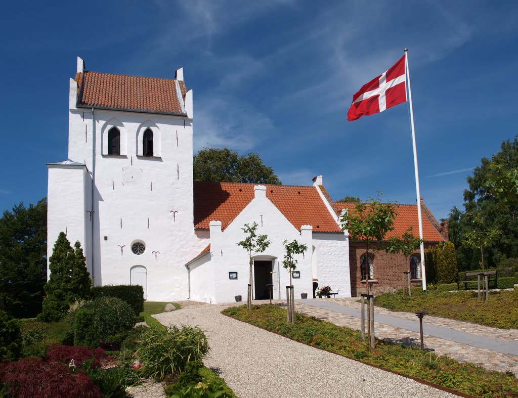 Ramløse Kirke by Olav Sejeroe