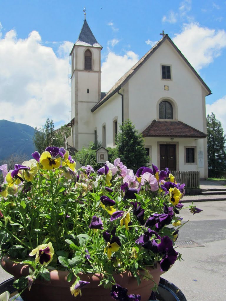 Ritten - Die Kirche von Signat by Andreas-Müller - NO VIEWS