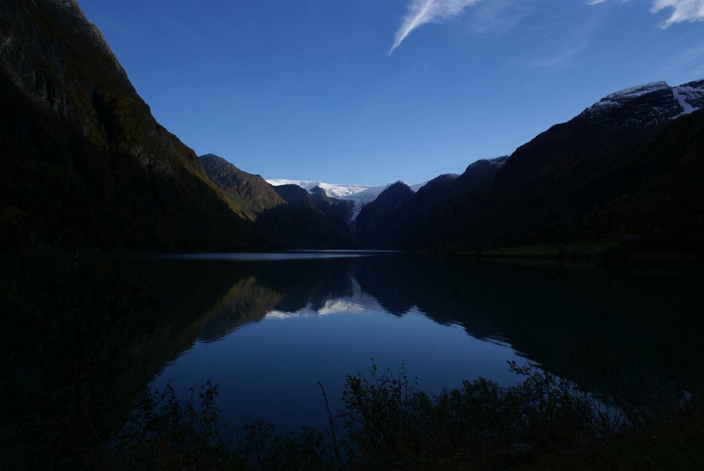 Melkevollbreen Spiegelung by andreas0815