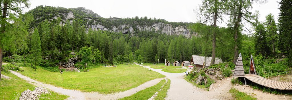 Auf der Schönbergalm by Thomas Karger