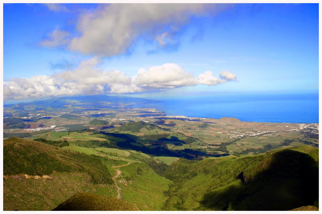 Subida para a Lagoa do Fogo by JCNazza