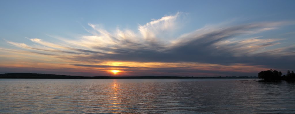 Закат с акварелью. / Sunset with watercolors. by Vasilj Balaev