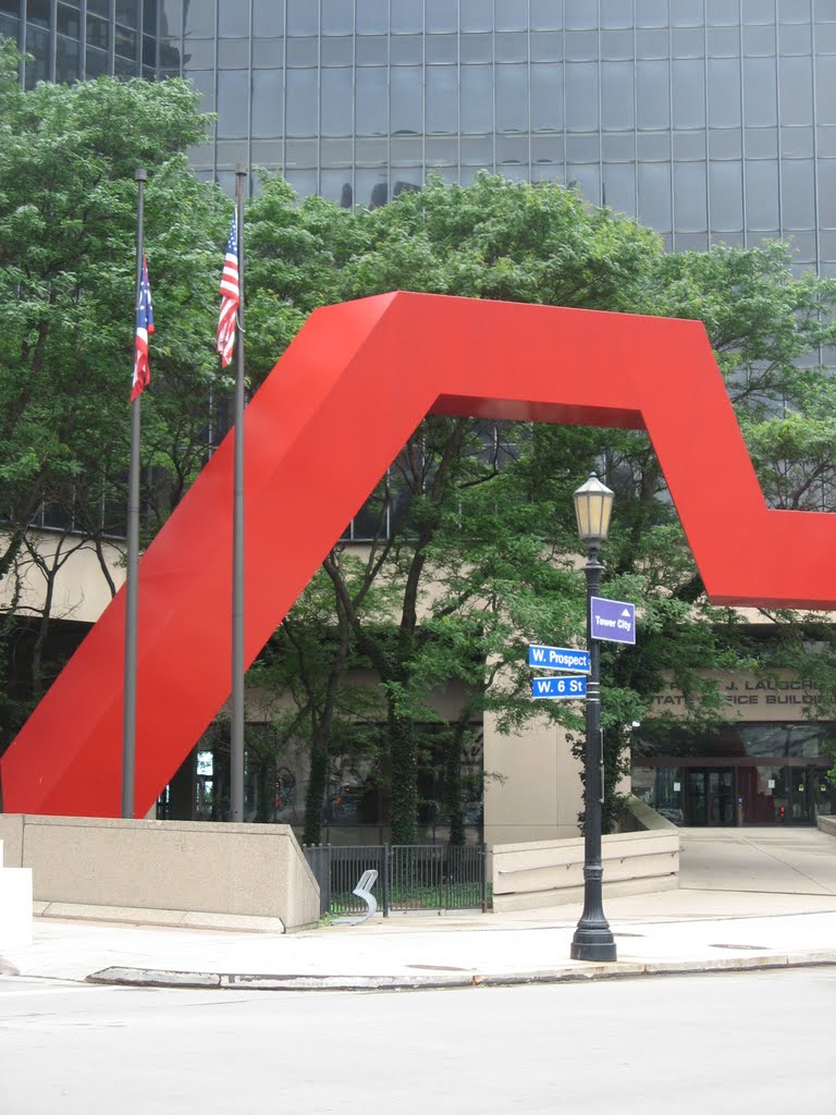 "Last" sculpture by Tony Smith, in front of the Lausche Bldg., Cleveland by htabor