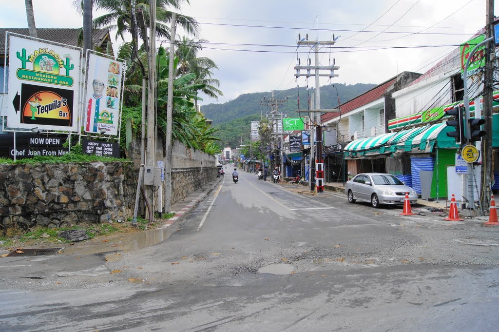 Luangphochuain road karon by stevemark