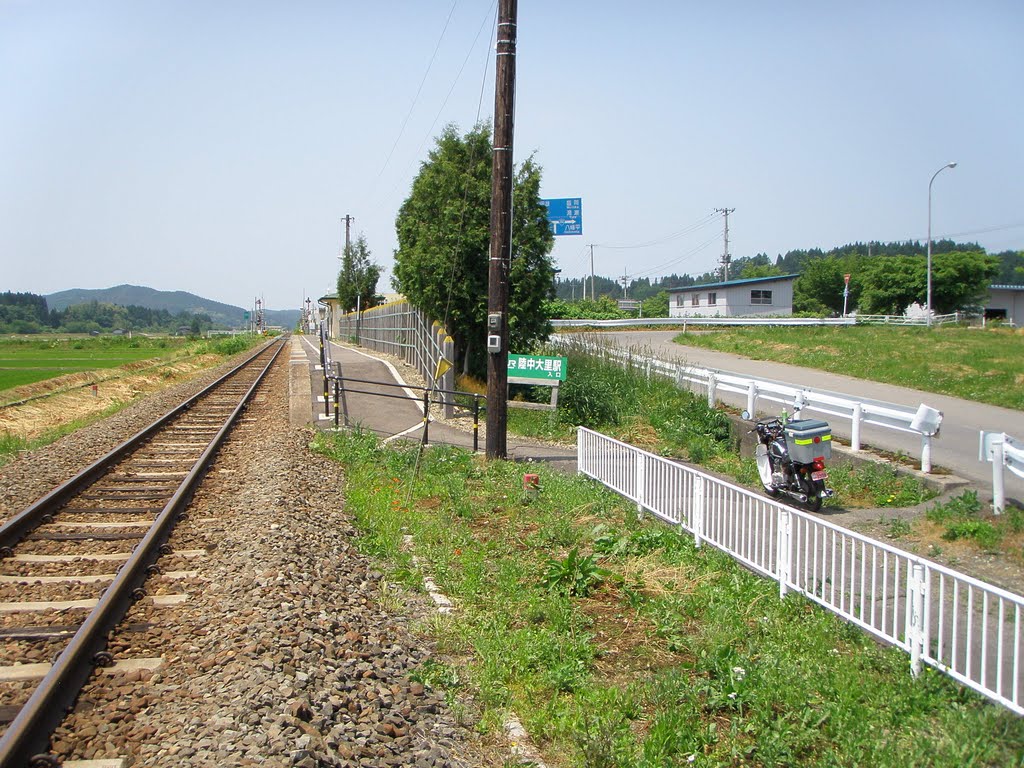 花輪線　陸中大里駅 & CD-125T by matsubara serow225