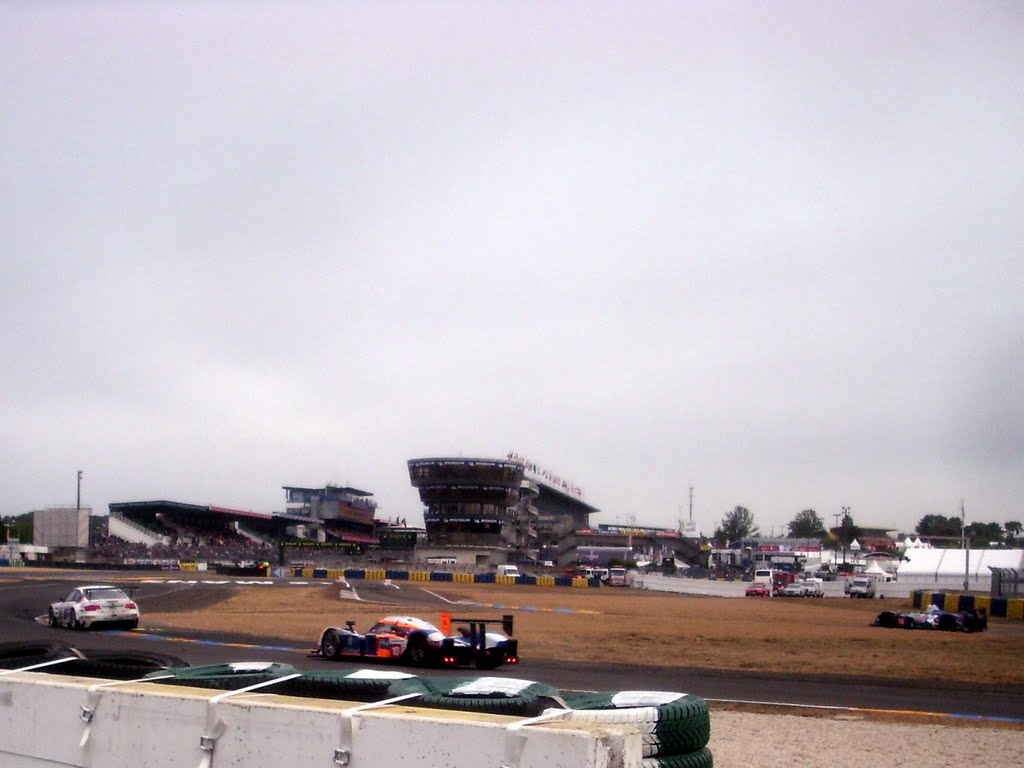 Le Mans 24 hours - at the chicane by muba