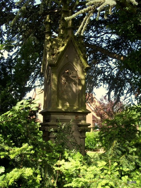 Schiffdorf-Friedhof by Heinz.Bock