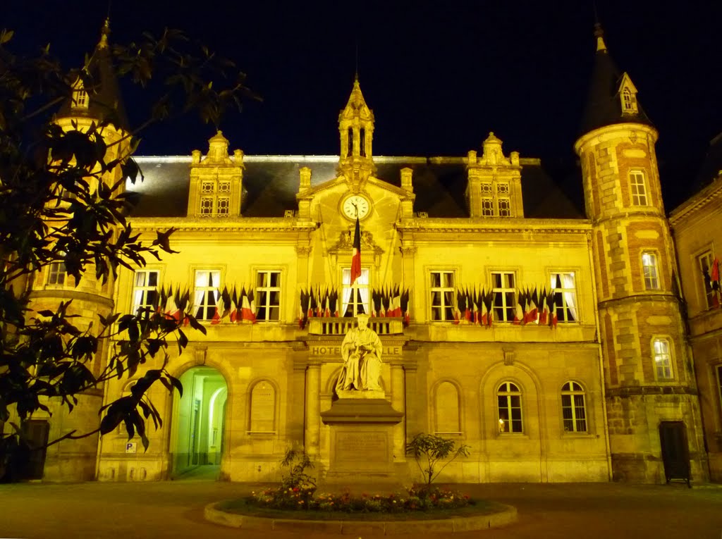 Hotel de Ville Melun (2011) by MDF