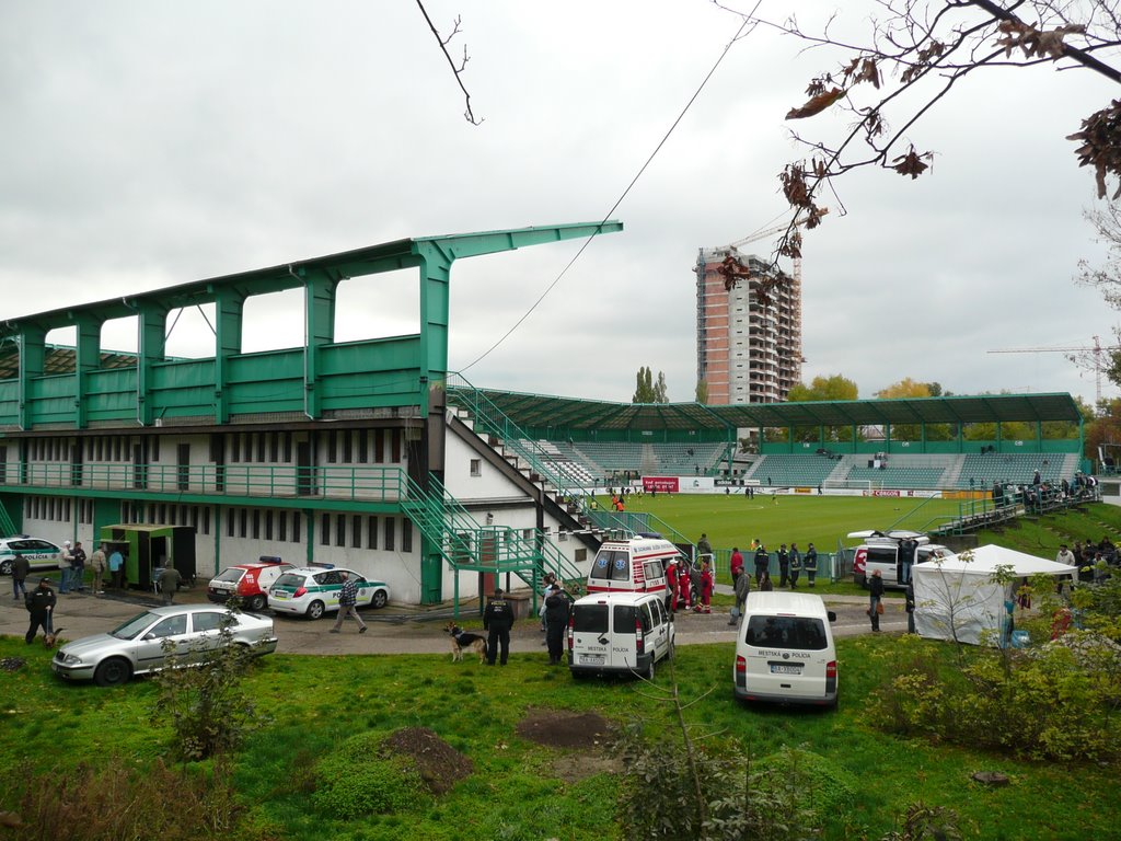 Stadion FC Artmedia Petržalka by robek