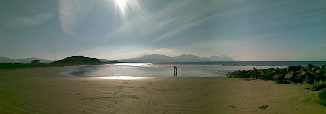 Beach at Dinas Dinlle Oct 07 by Mark Edwardson