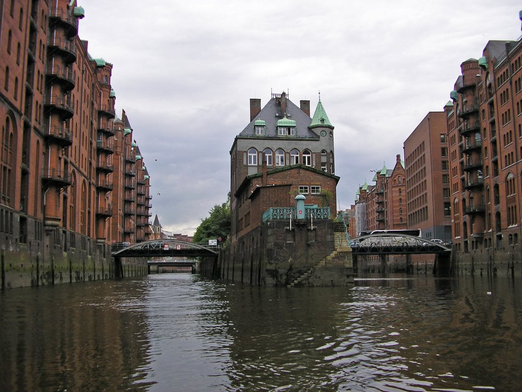 Hamburg, Hafenstadt, Speicherstadt by JustforFun