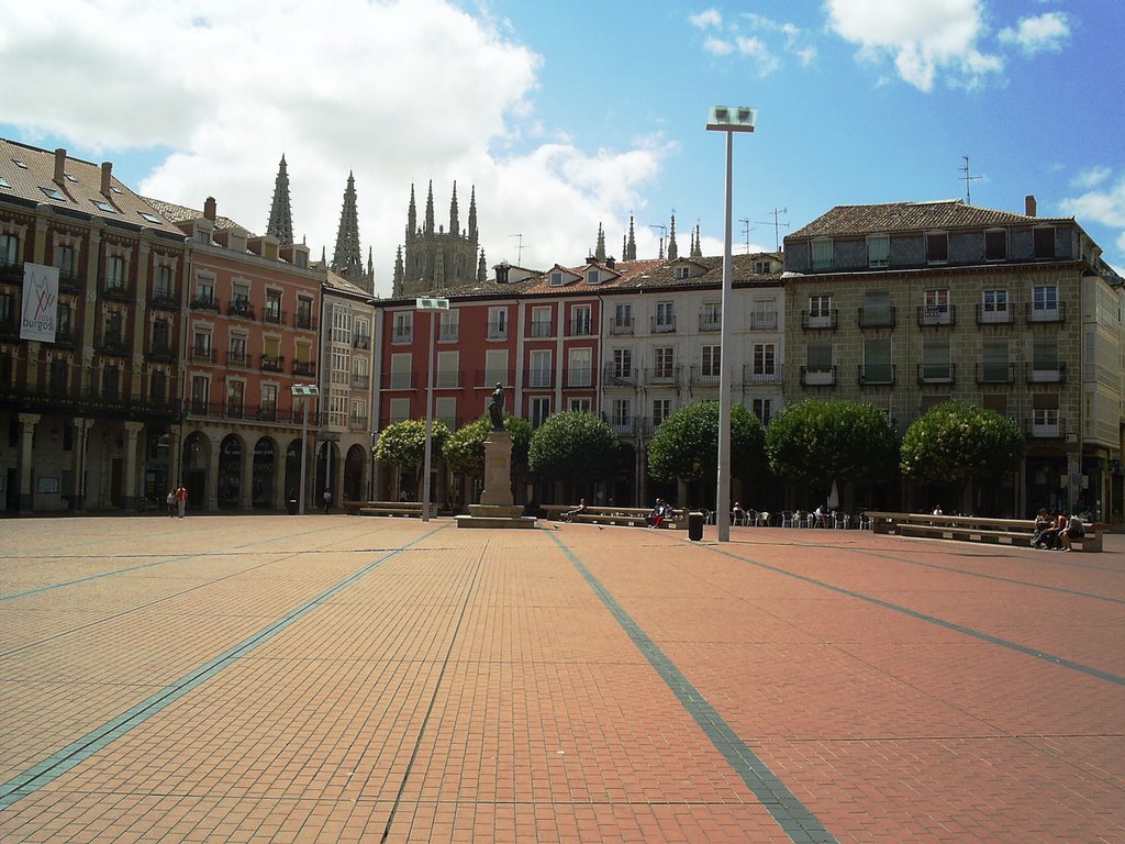 Plaza Mayor de Burgos by Manu Vilela