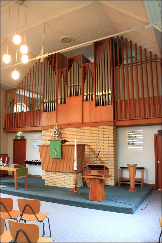 Metslawier: Orgel Gereformeerde kerk by © Dennis Wubs