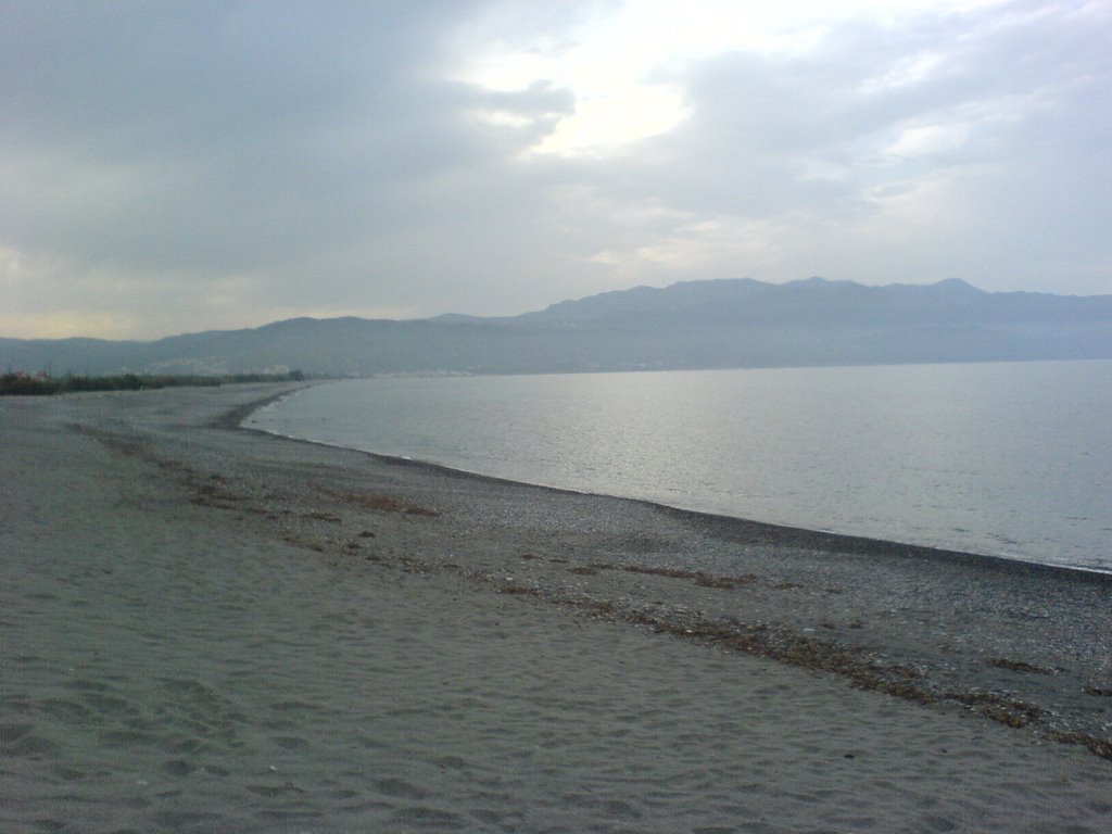 Tavronitis beach by harry_fyt