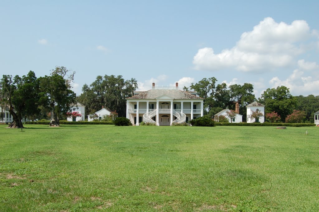 Evergreen Plantation - Wallace, LA by cajunscrambler