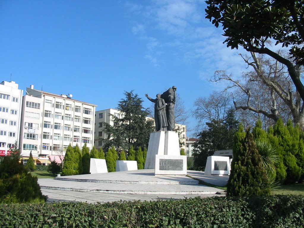 Ataturk Statue by ereglix