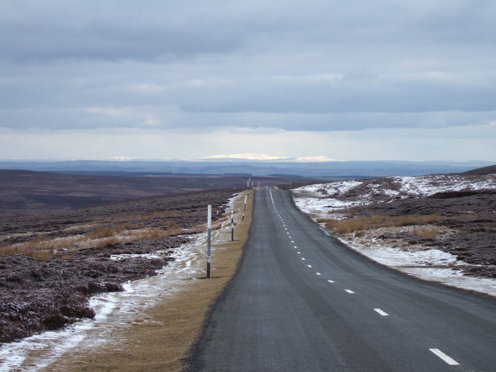 Road across moors near Stanhope by steve hattan