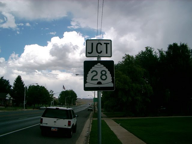 Junction UT-28 Sign by Rover_0