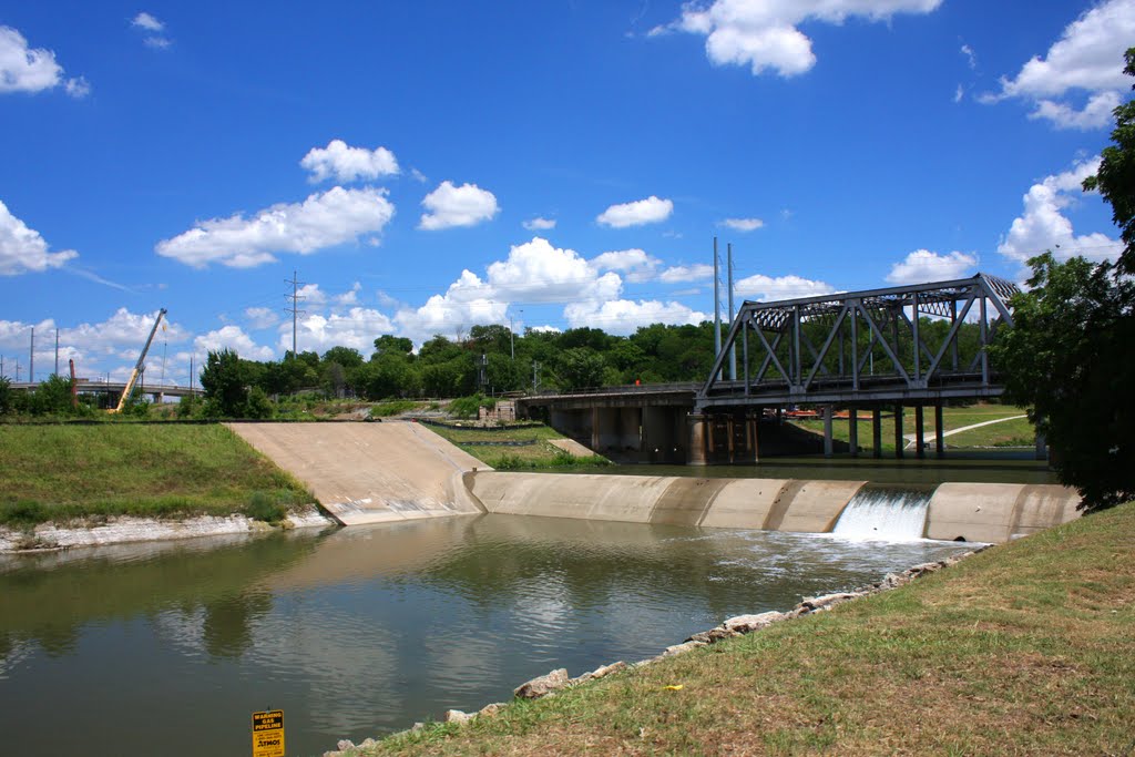 Trinity River and Rail Bridge from the Forest Park Miniature Railroad by 1badgmc