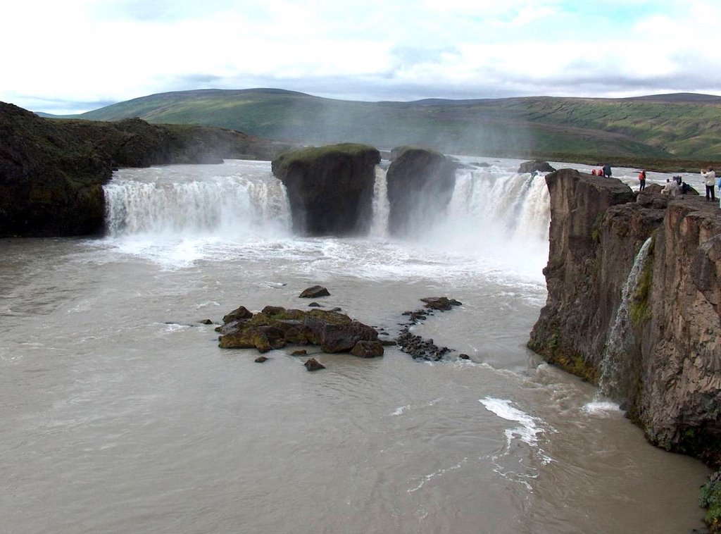 Godafoss - Iceland by Péter Kesselyák