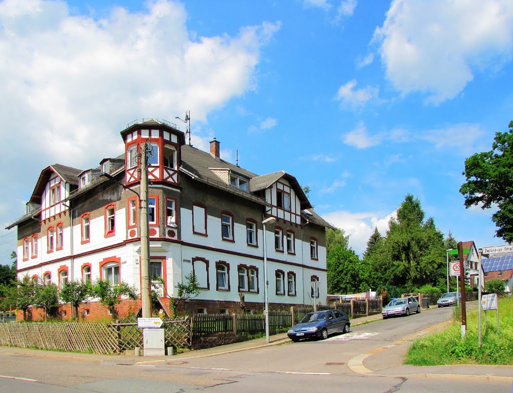 Rundwanderweg Chemnitz - Der Weg führt in die Mitschurinstraße by Rudolf Henkel